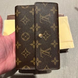 Louis vuitton wallet